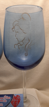 Load image into Gallery viewer, Blue Wine Glass Etched Set
